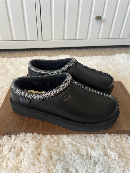 UGG Shoes - UGG TASMAN LEATHER REGEN BLACK size 8 women’s New